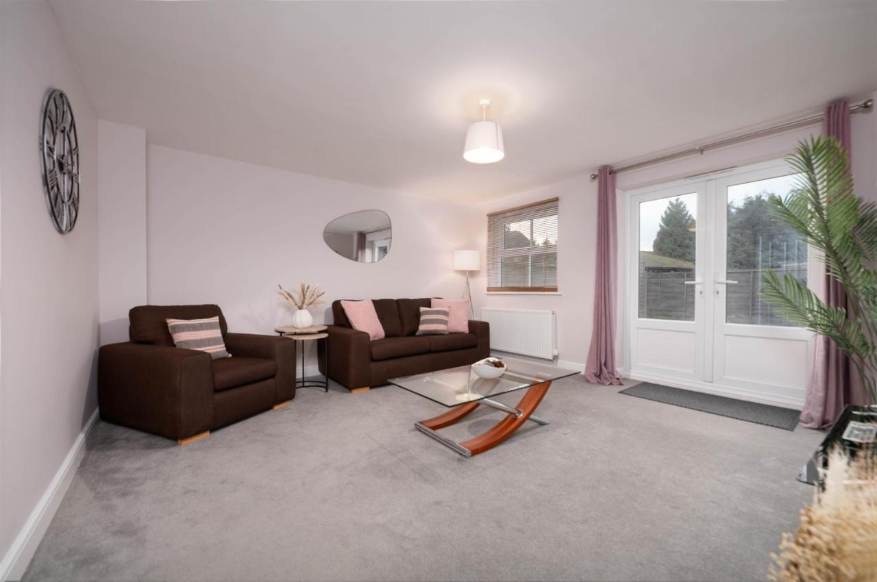Villa Stunning 3 Bed With Parking & Garden Market Rasen Exterior foto
