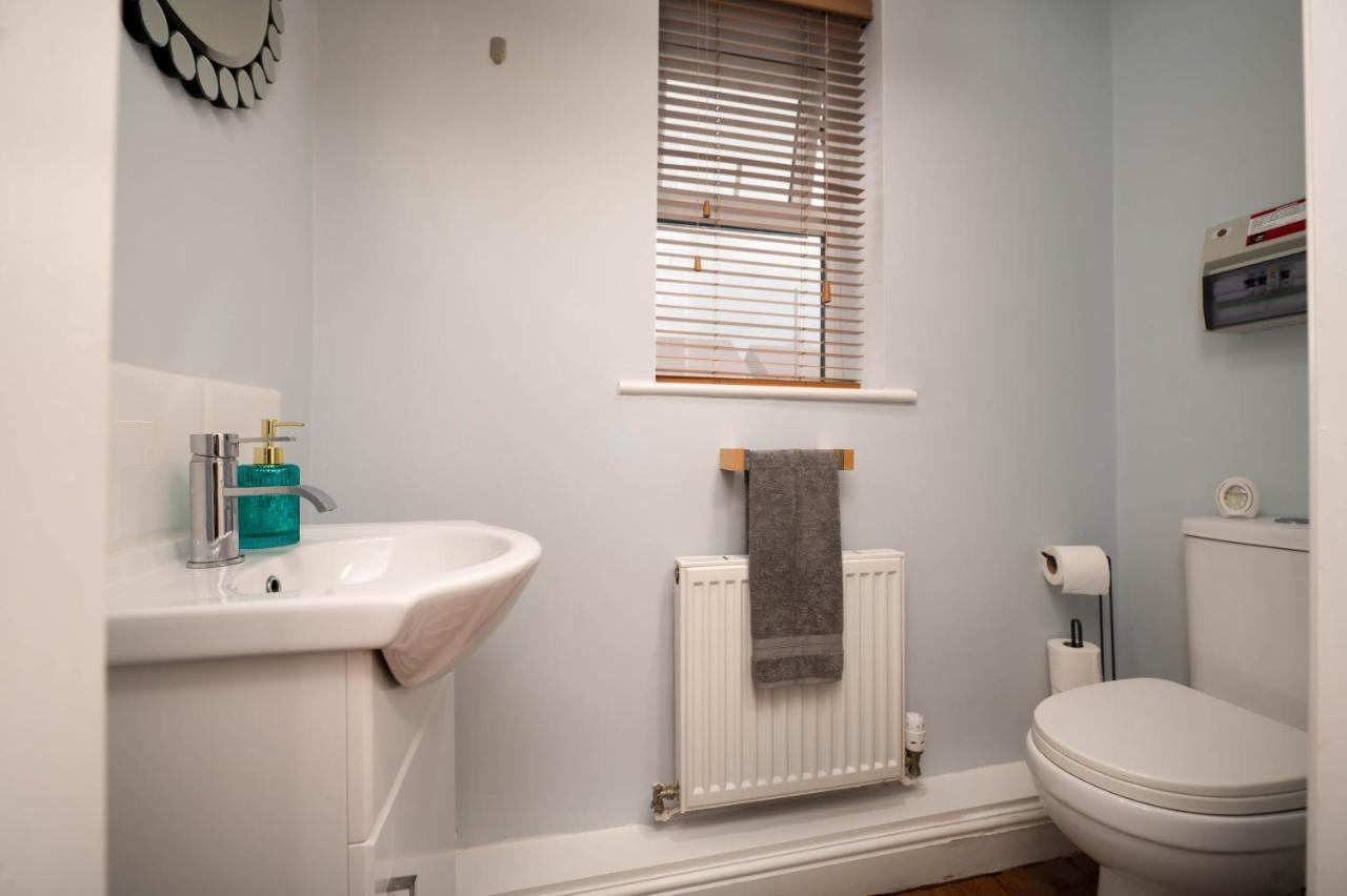 Villa Stunning 3 Bed With Parking & Garden Market Rasen Exterior foto